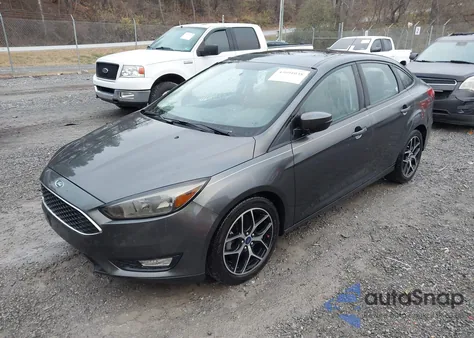 2017 Ford Focus Sel z USA, uszkodzony, nr VIN 1FADP3H28HL222192